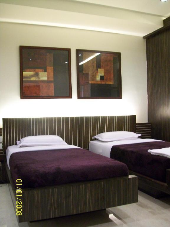 Hotel Victerrace Regency Calcuta Habitación foto